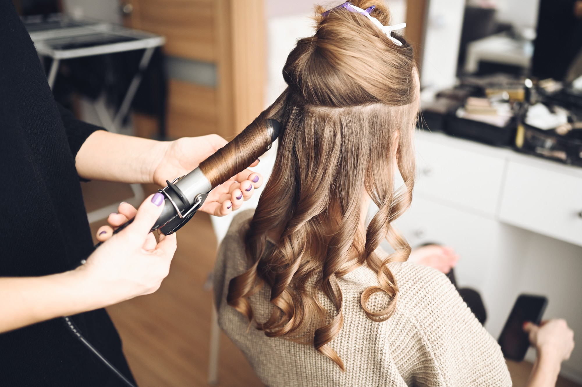 Salon de coiffure - Brushing et mise en forme personnalisée<br />
